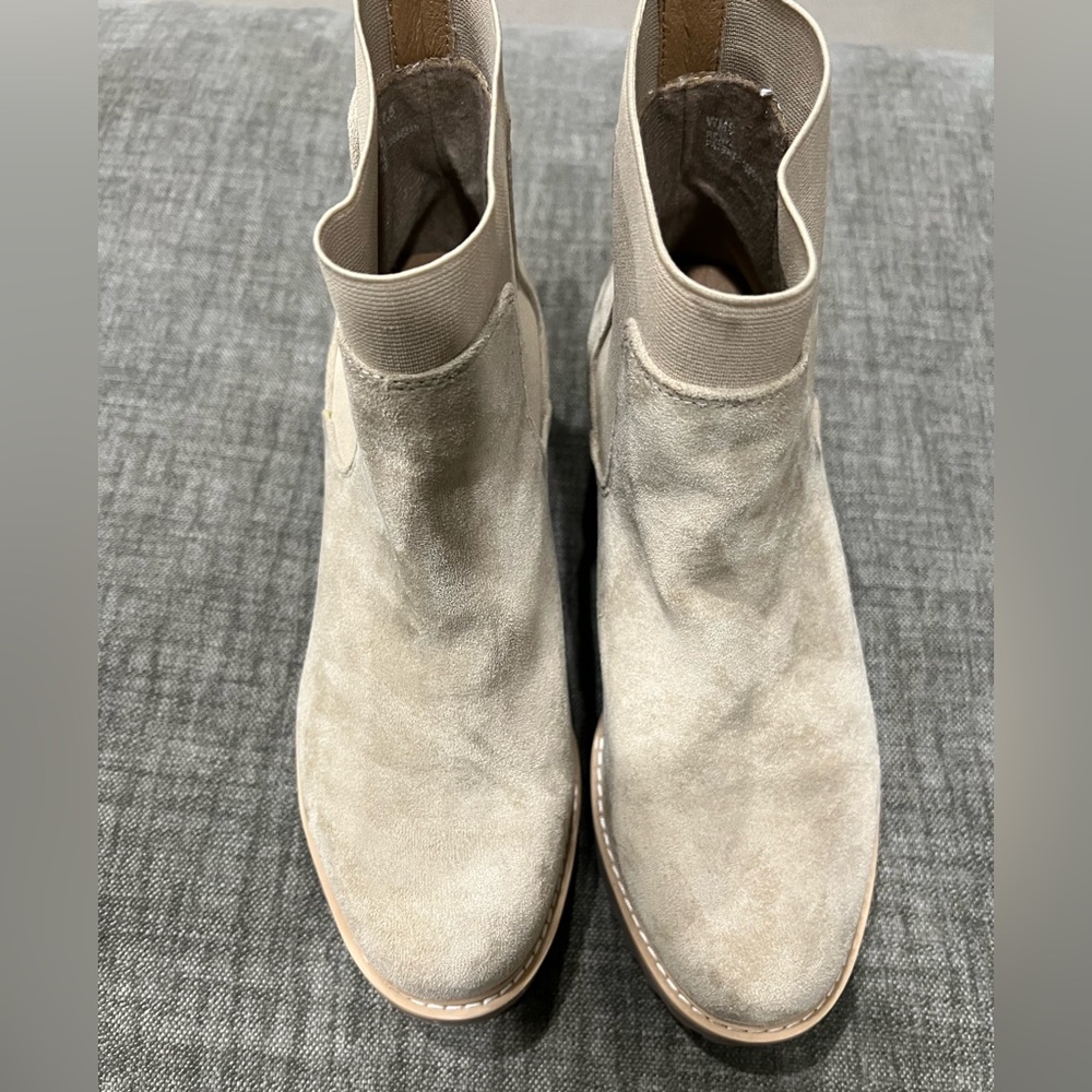 Dolce Vita Renya Taupe Canvas Lug Sole Wedge Boot